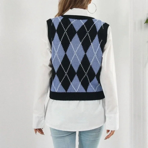 🖤☠️💙Skull Vest - Picture 3 of 5